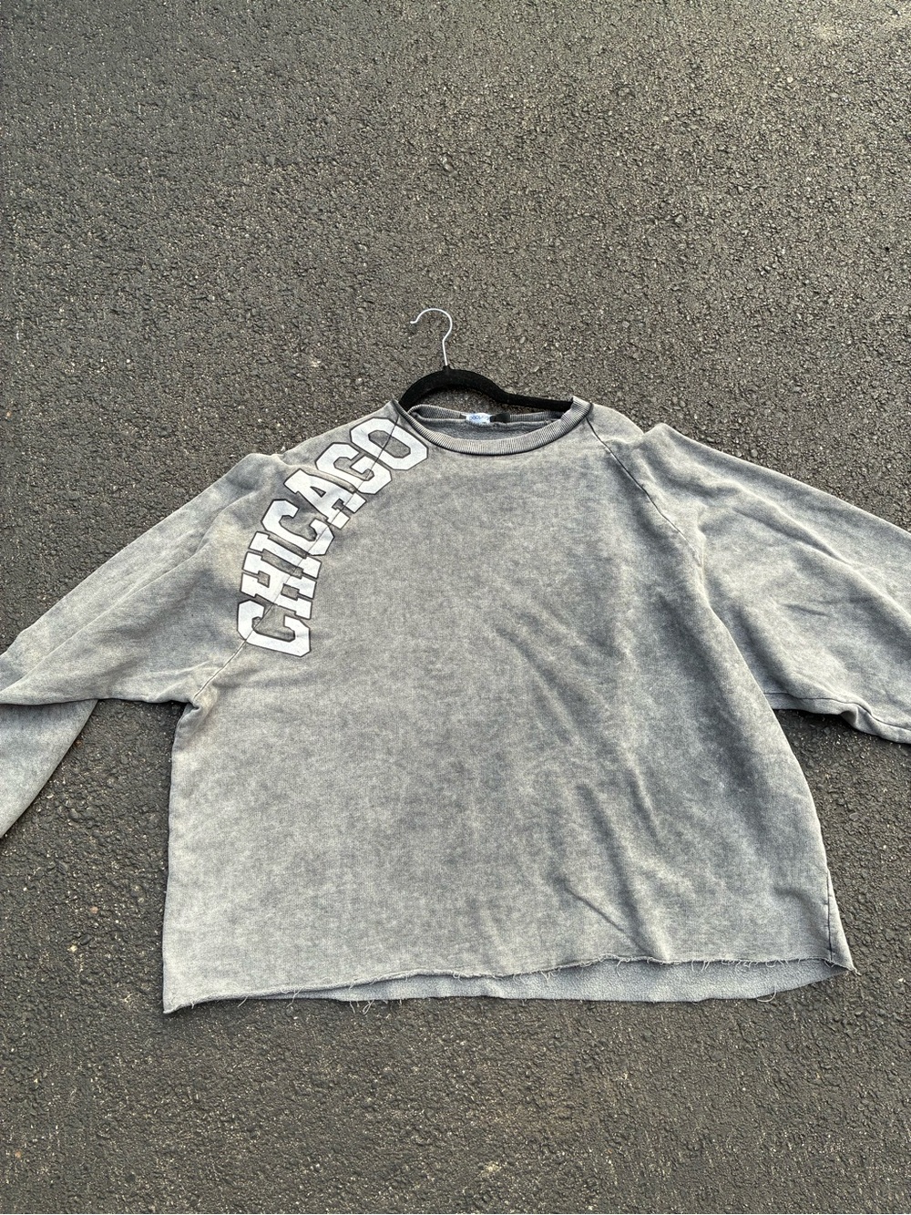Boohoo Washed Gray 'CHICAGO' Shoulder Graphic Sweatshirt